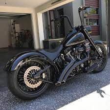 Harley Davidson Softail Babero Harleydavidsonsoftail Harleydavidsonsporster Harley Bikes Harley Softail Slim Harley Davidson Bikes