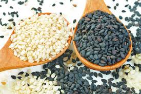 Like Other Seeds Sesame Seeds Are Rich In Healthy Unsaturated Fats You Can Use Untoasted Light Colored Sesame Oil In 2020 Cooking With Sesame Oil Sesame Seeds Food