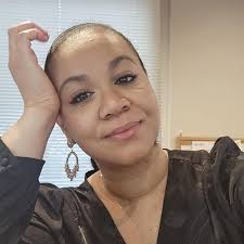 Amazon.com: Rock the Boat: The Mostly True Tales of Love, Friendship and  Life Aboard the USS Puget Sound (We Were The Puget Sound): 9781737258322: Bailey,  Danielle, Giunti, Macy, Johnson, Sarah Rain: Libros