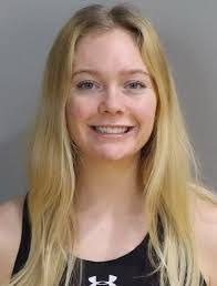 Elsa Tanner's Instagram, Twitter & Facebook