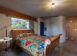 Flecke, flecken) i need to wash my shirt, it has a stain on it. Photo 12 Of 16 In John Lautner S Deutsch House Hits The Market In Los Angeles For 2 7m Dwell