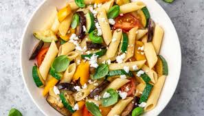 Per preparare i flan di verdure per prima cosa fai lessare le patate e le carote in due pentole differenti. Pasta Alla Contadina Primo Estivo Facilissimo E Ricco Di Sapore