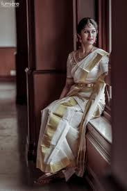 Kerala kasavu saree are commonly based on earthy designs that reflect the true work of the artisans. Kerala Saree Price List To Help You Pick The Right Saree