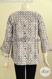 Check spelling or type a new query. Model Baju Batik Trendy Untuk Wanita Muda Hadir Dengan Desain Tanpa Krah Pakai Kancing Belakang Lengan Bertali Serta Ujung Bawah Berlubang Bls8057c M Toko Batik Online 2021