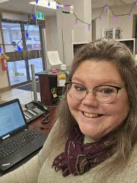 EFHS Student-Run Business, iSH Co., Receives Community Support