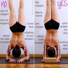 Martina Thetwomartinas Martina Sergi On Instagram Yogawithmarti Pincha New Week New Tutorial As Promi Headstand Yoga Yoga Handstand Yoga Postures