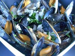 Moules Marinieres Faciles Recette Ptitchef Recette Moules Marinieres Recette Moules Moules Marinieres