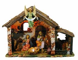 Amazon Com Fontanini By Roman Figure Centennial Nativity Set With Lighted Set 6 Piece 5 Inch N Nativity Scene Display Nativity Set Christmas Nativity Scene
