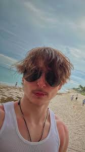 I wish it kept my snakebites🥲 #fypシ #foryou #fakebodyy⚠️ #aifilter #beach  #beachvibes #florida #westpalmbeach #westpalm #CapCut