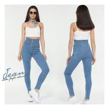 Dugme Ve Bel Detayi Ile Dikkatleri Uzerine Ceken Cok Sevecegin Yuksek Bel Jean Tozlu Com Da Seni Bekliyor Urun Kodu P 009676 06 Be In 2020 Mom Jeans Fashion Levi