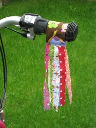 Fahrradflatterband Mit Bildern Fahrrad Kinder Fahrrad Nahen Fur Kinder