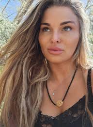 Thanks to all my Htown love bugs that took care of me yesterday. *DeLynne  at Lash Loft *Heather at Nassau Bay Dental *Kristen at Bay Area Aesthetics  Yall are so awesome and