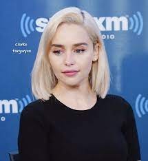 Game of thrones' emilia clarke just went full khaleesi in real life. Big Mood Emilia Clarke Hair Emilia Clarke Emelia Clarke