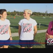 Stepping into frame while singing guess who's back, back again, megan rapinoe walks onto the soccer field with a mic attached to her uniform. Megan And Rachael Rapinoe To Host Soccer Camps Krcr