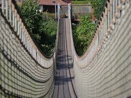 Unser haus gehört zur korian unternehmensgruppe, einem bundesweit führenden privaten träger von seniorenpflegeheimen. Hangebrucke Und Spielplatze Zoologischer Garten