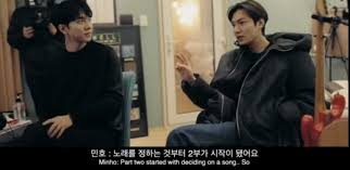 Lee had numerous hit songs as a singer such as because you're my woman. Momen Kompak Lee Min Ho Dan Lee Seung Gi