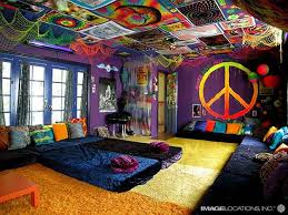 10 Left Of Center Interior Designs Triumphant Or Tasteless Cool Rooms Awesome Bedrooms Chill Room