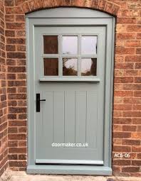 When Phil And Ian Went To Fit A Replacement Door And Frame Last Week They Couldn T Believe The Door They Re Innenstallturen Schiebestallturen Nebeneingangstur