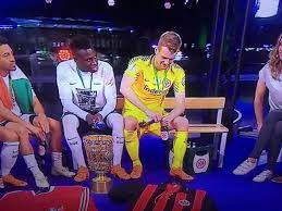 Rukopis objevil josef dobrovský v hradci králové, po kterém byl pojmenován. Alex Truica On Twitter Lukas Hradecky Drinking A Beer Live On Tv What A Man