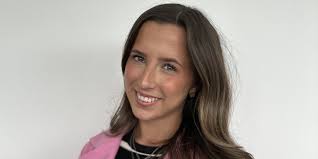 Abbey Boyle's Instagram, Twitter & Facebook