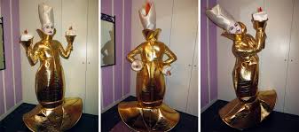 El 23 de marzo se estrena en la argentina la bella y la bestia, en versión con actores, con emma watson (hermione granger en la saga de harry potter) y también en el trailer aparecen personajes como la sra. La Bella Y La Bestia Creaciones Andorina