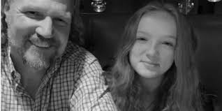 Savannah from Sister Wives struggles with absent father and family drama