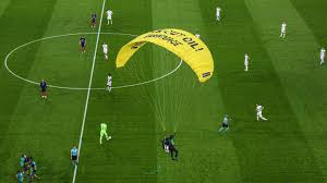 More images for allemagne france match » Video Un Militant Greenpeace A Deux Doigts De S Ecraser Avant France Allemagne Yawpsarena