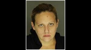 Amanda Raber's Instagram, Twitter & Facebook