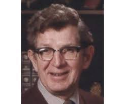 Lori Beno's Instagram, Twitter & Facebook