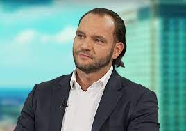 Wyszłam za mąż za mężczyznę dobrego, mądrego, bezinteresownego i oddanego doda i emil stępień pobrali się w hiszpanii. Pudelek Przeprasza Na Stronie Glownej Emila Stepnia