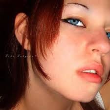 Tedi Poskitt's Instagram, Twitter & Facebook