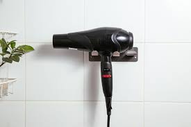 楽天市場 ドライヤーホルダー 壁掛け ドライヤー収納 ダイソン dyson supersonic ヘアドライヤーホルダー 洗面 収納 ドライヤー入れ ヘアドライヤー置き 耐久性 錆びにくい バス用品 防水 ダイソンドライヤーは含まれていない あす楽 bellelife ドライヤー