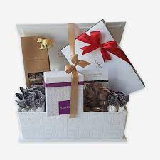 9 stylish companies that are making gift boxes cool. Delight Gift Box Laderach Uae