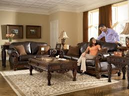 Pin By Beth Schlies On My Mtv Crib Ideas Leather Living Room Set Living Room Leather Ashley Furniture Living Room