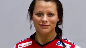 5 aprilie 1991, în oslo) este o jucătoare de handbal din norvegia care evoluează pe postul de inter dreapta. Nora Mork Norge Derfor Droppet Nora 19 Profflivet I Danmark