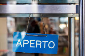 Coprifuoco alle 23 da mercoledì, centri commerciali aperti dal 22 maggio e ok ai ristoranti al chiuso dal primo giugno Nuovo Decreto Coprifuoco Alle 23 Poi Via Alle Riaperture Tutti I Dettagli Securlav