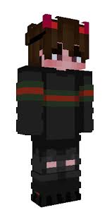 Pin By Cerridwen On Skins De Minecraft In 2020 Minecraft Skins Gucci Video Game Outfits Minecraft Skins Aesthetic