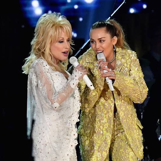 Miley Cyrus Feels Dolly Parton's Spirit 'Now More Than Ever'
