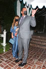 Последние твиты от alex rodriguez (@arod). Jennifer Lopez And Alex Rodriguez Dress Up In Jumpsuit And Suit For L A Date
