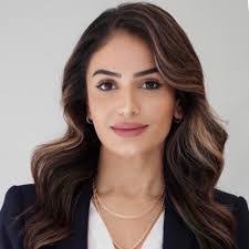 Sonja Foley's Instagram, Twitter & Facebook