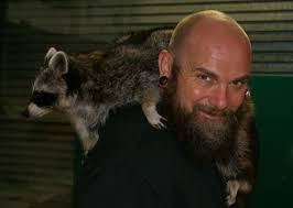 Insects, lizards, frogs, snakes and snails online for our enjoyment