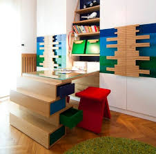 Esta aplicación study table design es un montón de nueva colección y completamente gratis en modo fuera de línea sin ningún problema. 29 Kids Desk Design Ideas For A Contemporary And Colorful Study Space