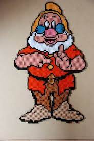 prof blanche neige et les 7 nains perleshama motifs perles hama beads disney a tisser coloriage de fleurs papillons