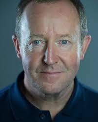 Raynard Watson's Instagram, Twitter & Facebook