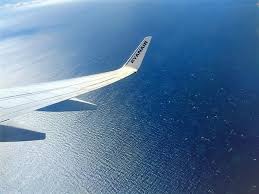 Alle infos zur ryanair aktie (ie00bytbxv33 | a1401z) news realtime kurs chart kennzahlen nachrichten… kaufen, × verkaufen oder ↔ halten. Ryanair Aktie Ein Totalabsturz Oder Uberflieger Eine Aktienanalyse