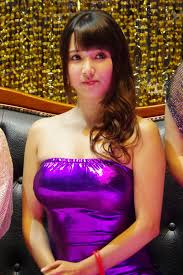 友田彩也香 - Wikipedia