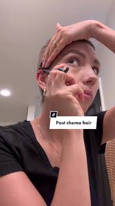 I am no hair stylist! This is just how I’ve been maintaining my hair as it  grows out. #postchemohair #chemohairgrowth #breastcancer  #cancerwhilepregnant #cancerunder30