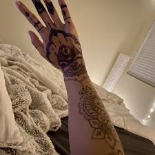 On the corner of forest city rd and drake dr. World Henna 71 Photos 11 Reviews Henna Artists 817 Menendez Ct Orlando Fl Phone Number