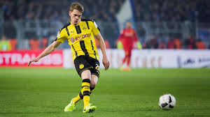 Matthias ginter of dortmund, marc bartra of dortmund, julian weigl of dortmund in action during a training session at dortmund brackel training ground on september 26, 2016 in dortmund, germany. Rb Leipzig Wohl An Matthias Ginter Vom Bvb Interessiert Eurosport