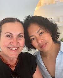 Elsa Mclean's Instagram, Twitter & Facebook